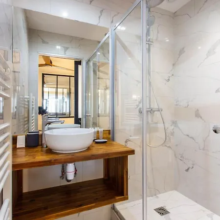 Stunning - 3br-10p - Bastille-voltaire Apartament